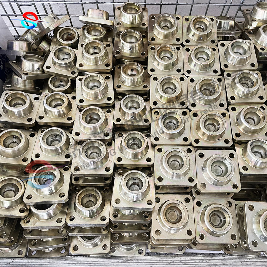 Hydraulic lifting system telescopic cylinder piston and hydraulic power pack for dump trailer